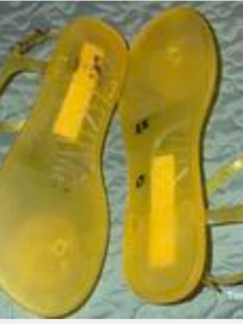 Katy Perry Yellow Lemon Appliqué Jelly Sandals - Picture 2 of 2